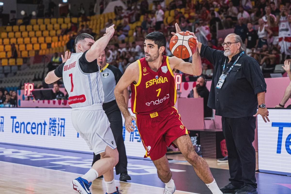 欧锦赛首战状态令人担心！灰熊内线大将在攻防两端都没有发挥水准